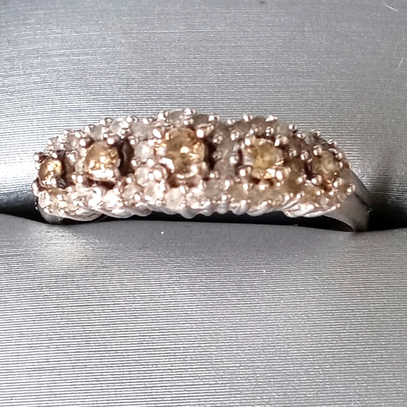 Jewelry - 10KT Champaign Diamond 5-stone Ring Anniversary Wedding Band